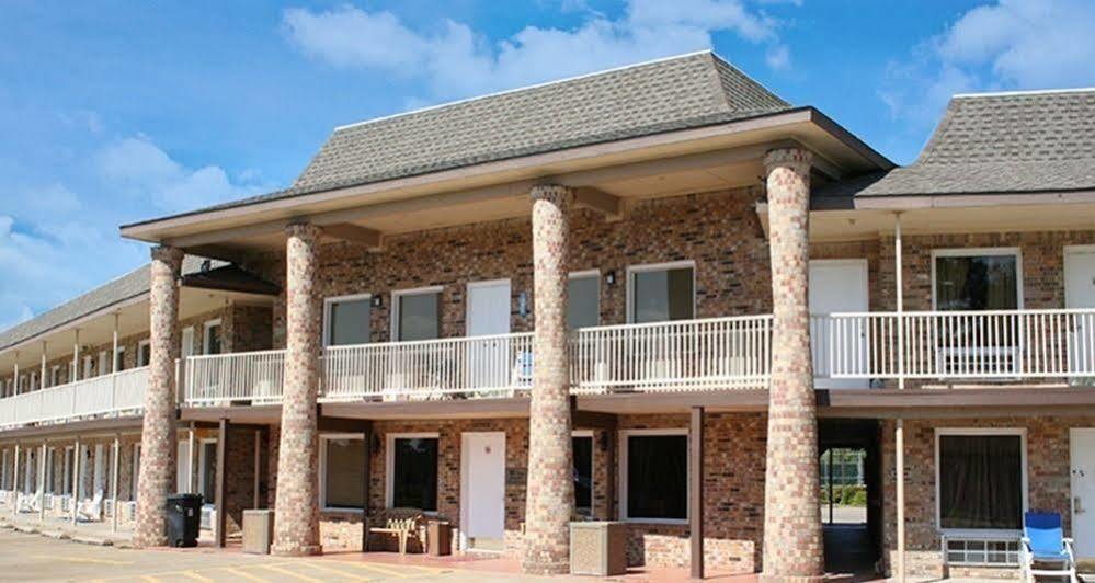 Columbia Lakes Hotel & Conference Center West Columbia ภายนอก รูปภาพ