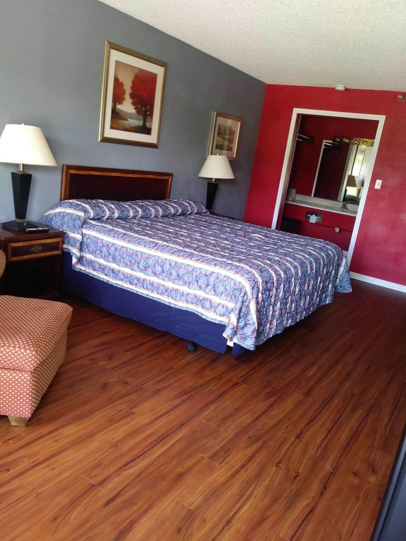 Columbia Lakes Hotel & Conference Center West Columbia ภายนอก รูปภาพ